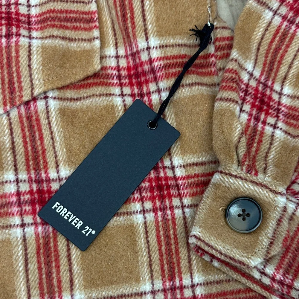 Forever 21 Plaid fleece Button-Up oversized Jacket size medium BNWT - Picture 3 of 10